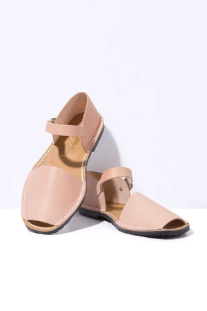 Salmon Worker - Leather Buckle sandals