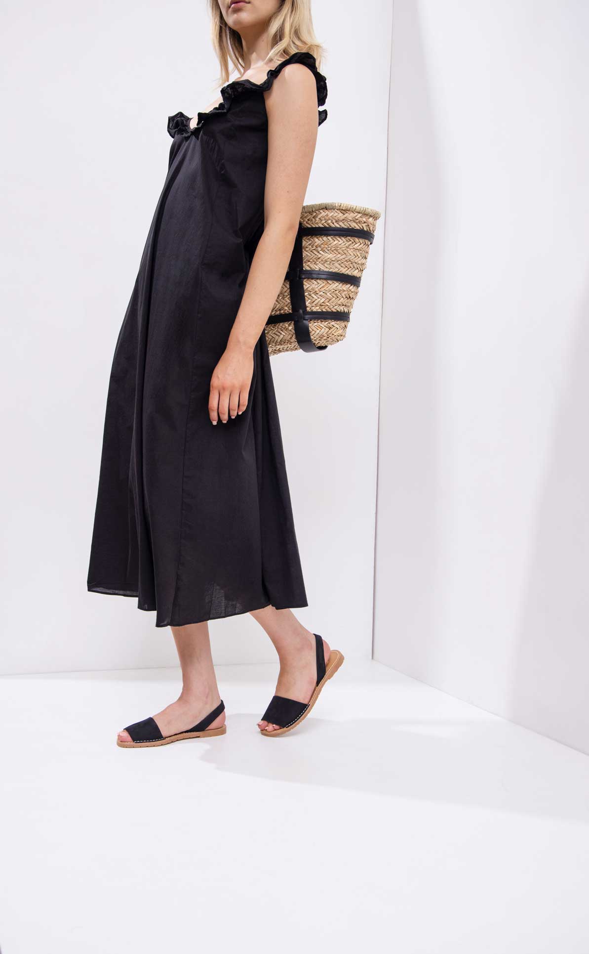 NOCHE FRESCA - Black Menorcan sandals