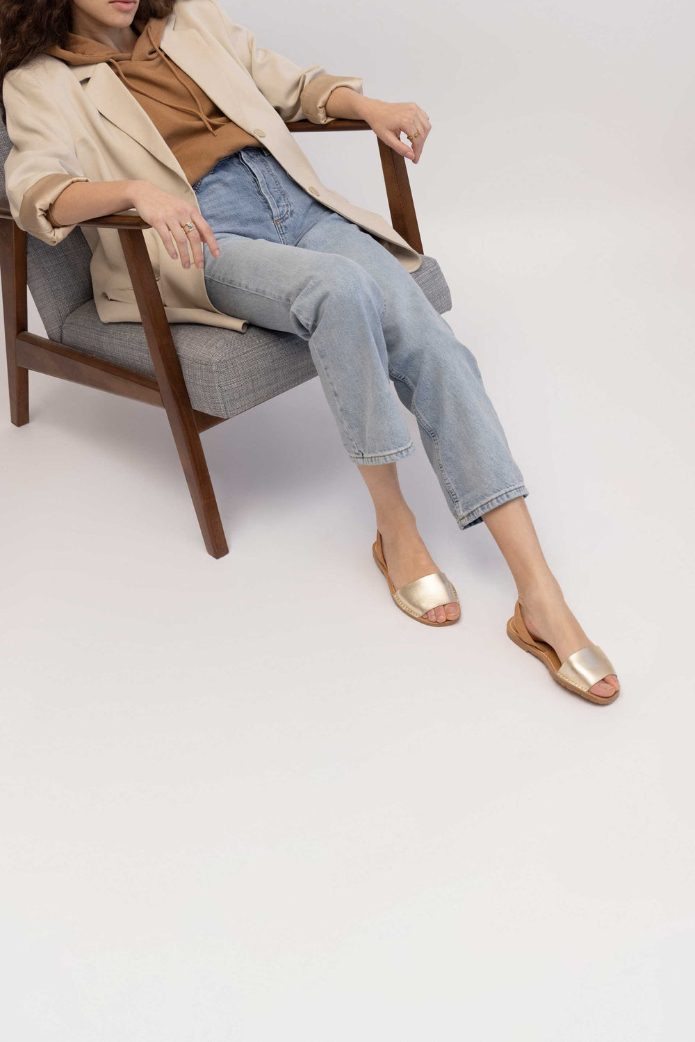 TERROSO ORO FRESCA - Gold & Tan Menorcan sandals